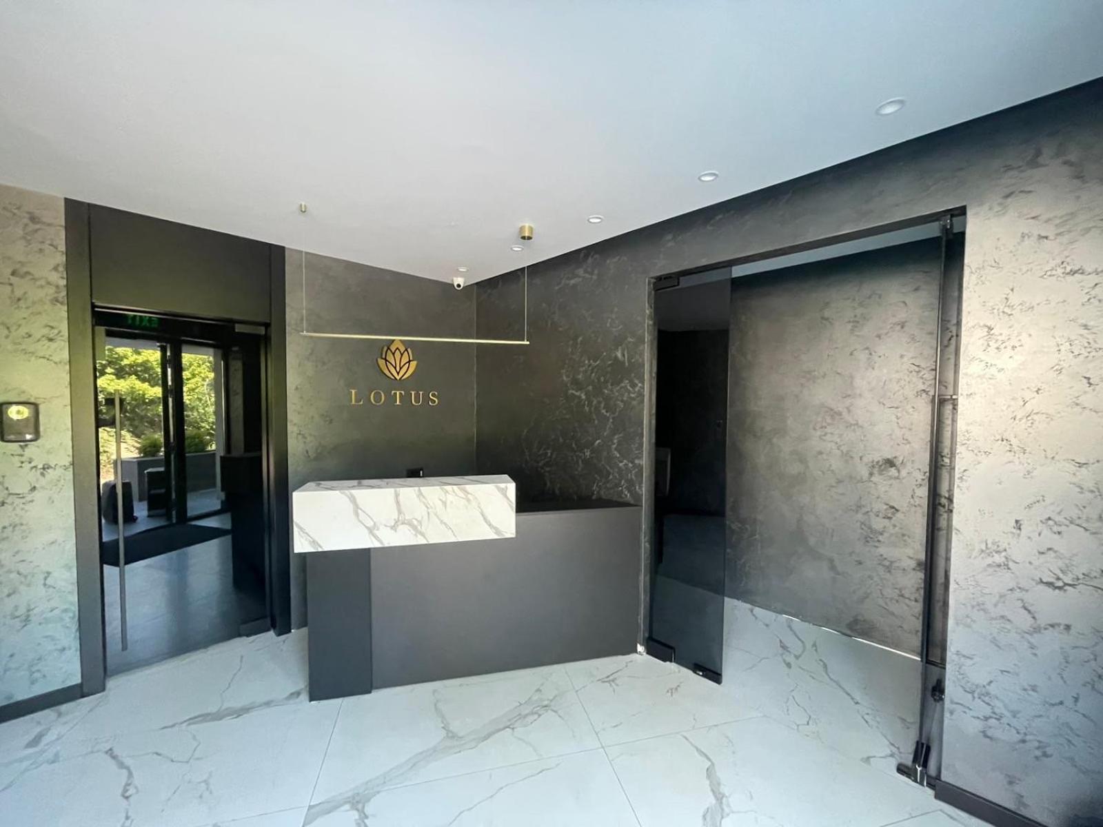 Lotus Luxury Rooms Varna Exteriér fotografie